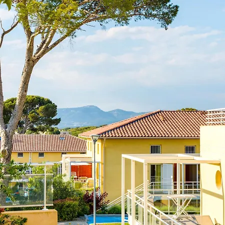 Cote D'azur Chic For 4 Appartement