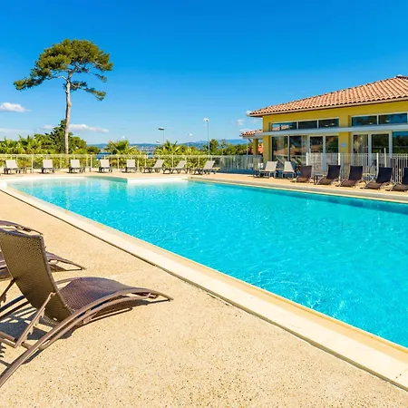Cote D'azur Chic For 4 *